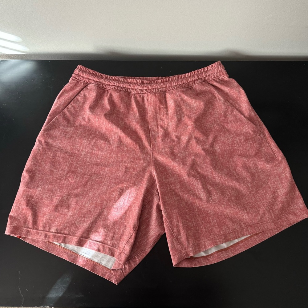 Men’s Lululemon Pace breaker Shorts
